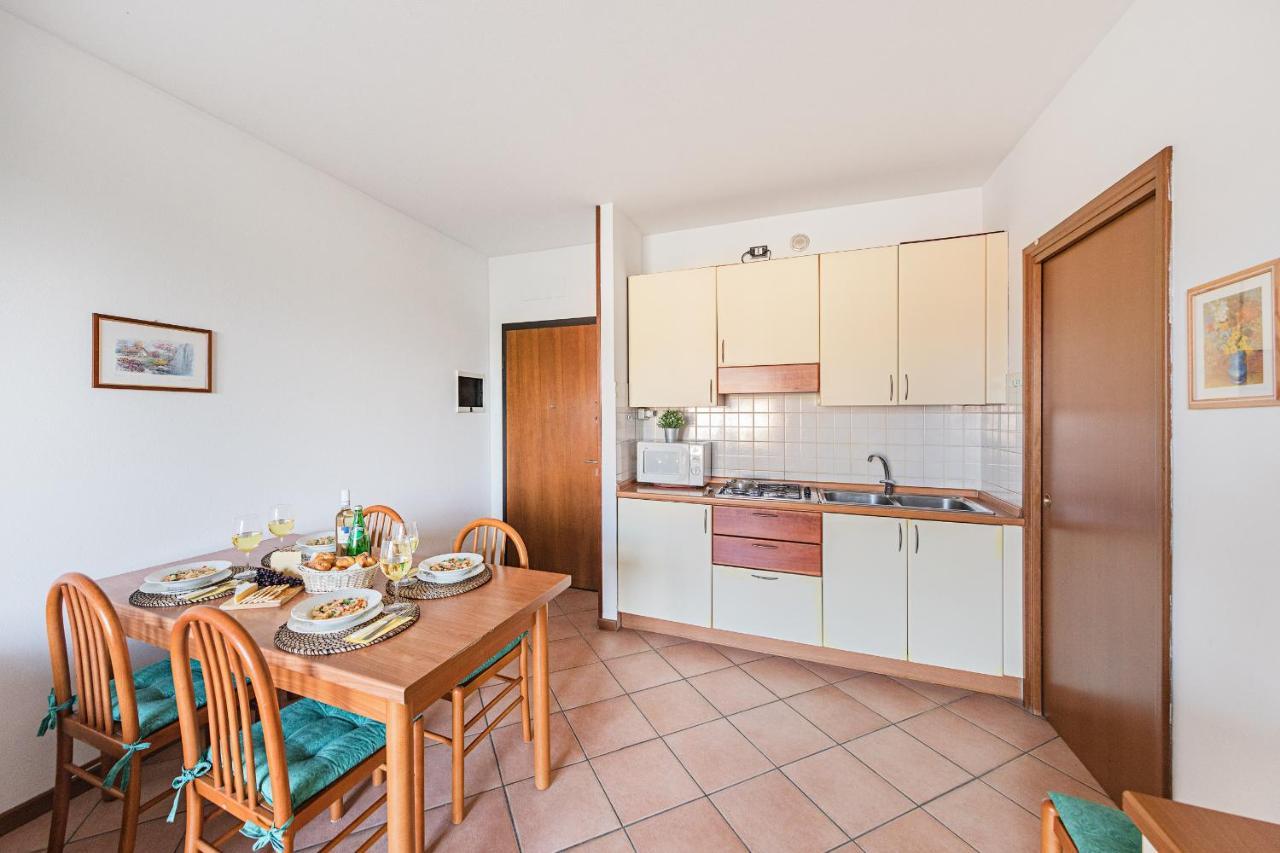 Condominio Del Sole P1-137 By Wonderful Italy Sirmione Extérieur photo